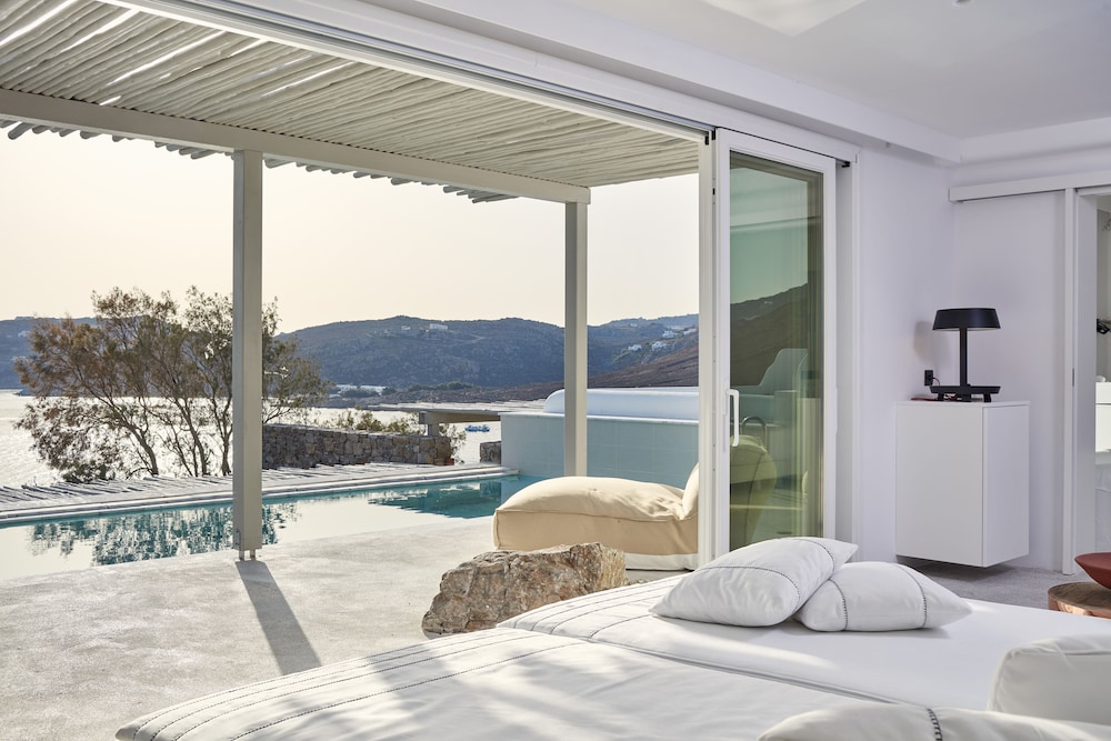 Royal Myconian - Leading Hotels of the World — Hotel rooms in Elia, South Aegean