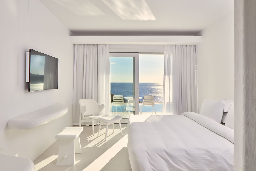 Royal Myconian - Leading Hotels of the World — Hotel rooms in Elia, South Aegean