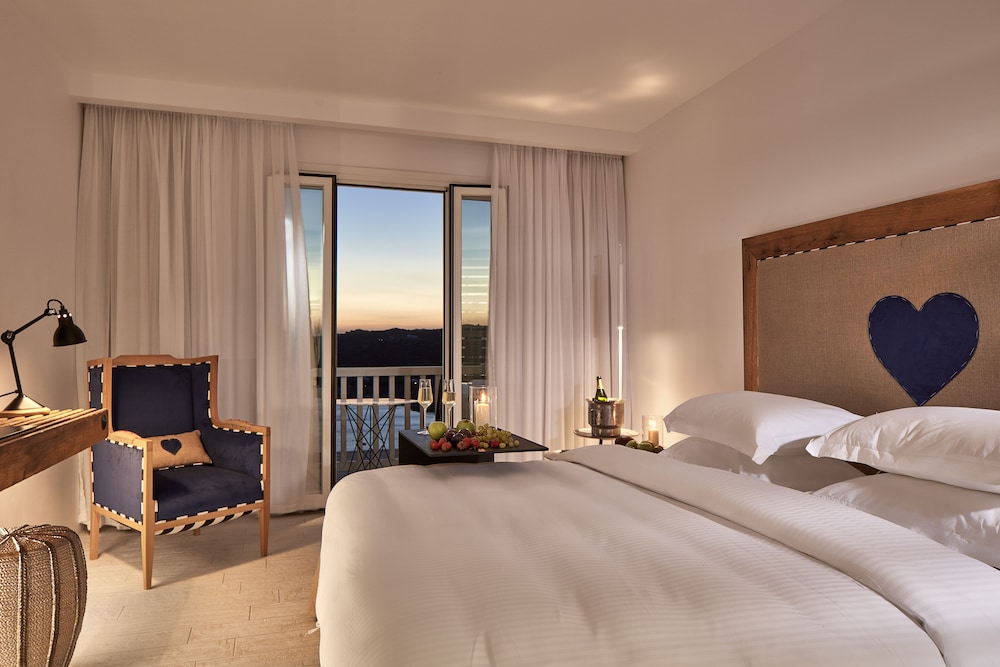 Royal Myconian - Leading Hotels of the World — Hotel rooms in Elia, South Aegean