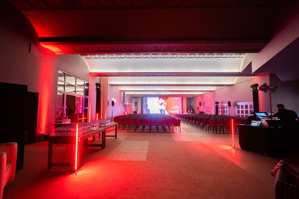 Royal Myconian - Leading Hotels of the World — Restaurant & bars in Elia, South Aegean