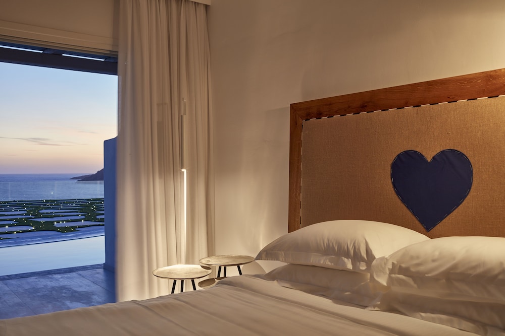 Royal Myconian - Leading Hotels of the World — Hotel rooms in Elia, South Aegean
