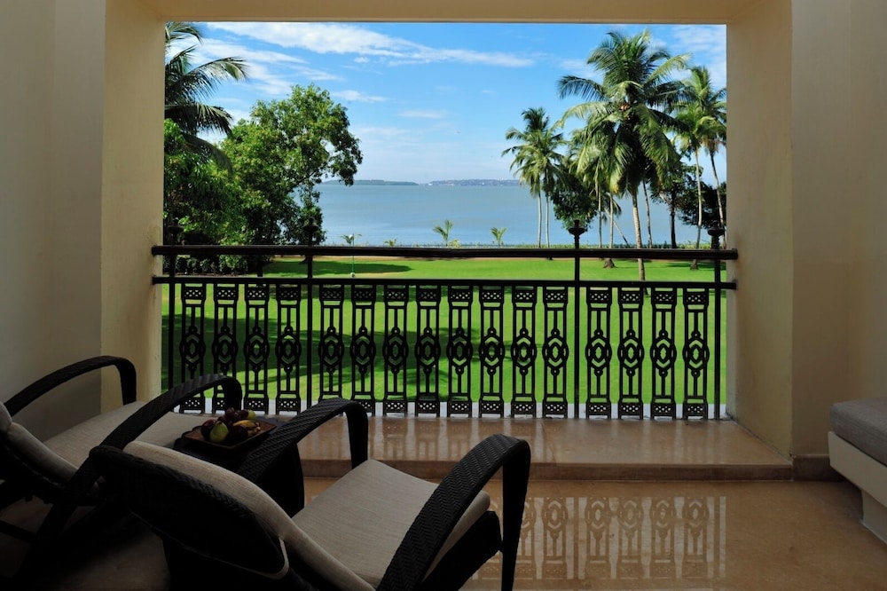 Grand Hyatt Goa — Hotel rooms in Bambolim, Goa