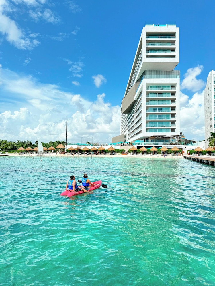Hyatt Vivid Cancun Adults Only - All Inclusive — Main photo in Cancun, Quintana Roo