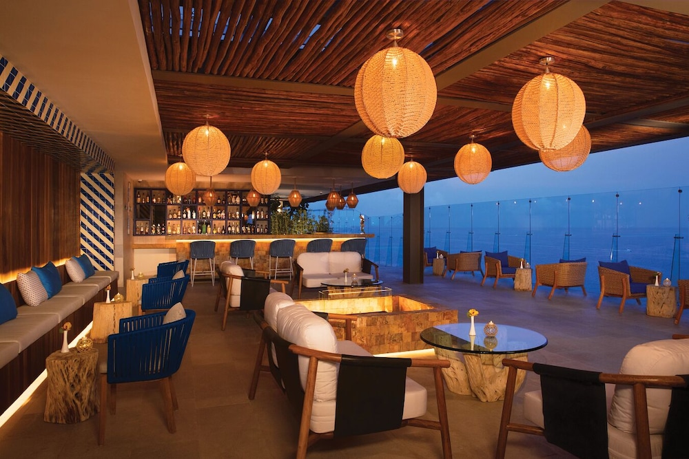Hyatt Vivid Cancun Adults Only - All Inclusive — Restaurant & bars in Cancun, Quintana Roo