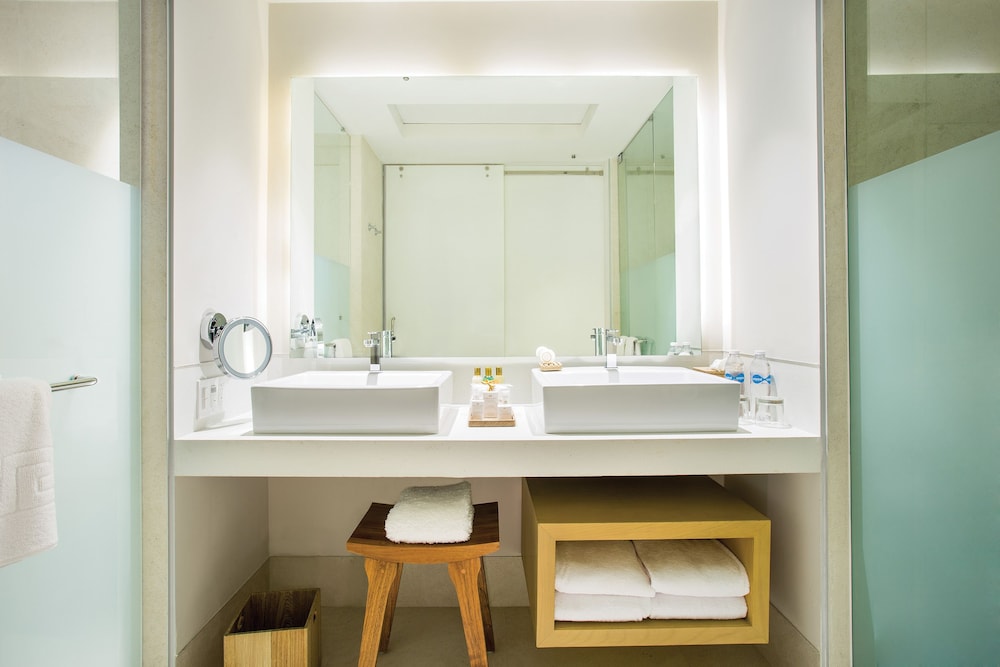 Hyatt Vivid Cancun Adults Only - All Inclusive — Hotel rooms in Cancun, Quintana Roo