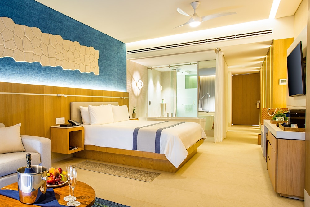 Hyatt Vivid Cancun Adults Only - All Inclusive — Hotel rooms in Cancun, Quintana Roo