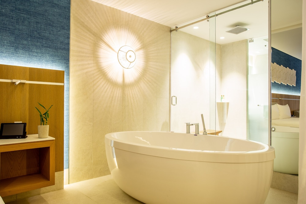 Hyatt Vivid Cancun Adults Only - All Inclusive — Hotel rooms in Cancun, Quintana Roo