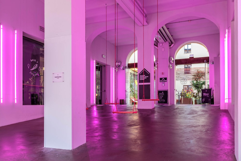 The Social Hub Florence Lavagnini — Restaurant & bars in Florence, Tuscany