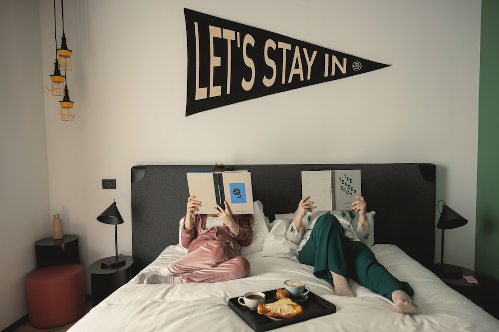 The Social Hub Florence Lavagnini — Hotel rooms in Florence, Tuscany