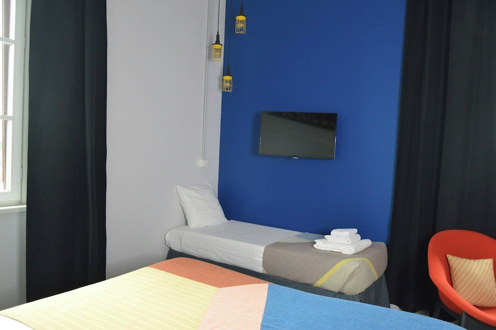 The Social Hub Florence Lavagnini — Hotel rooms in Florence, Tuscany