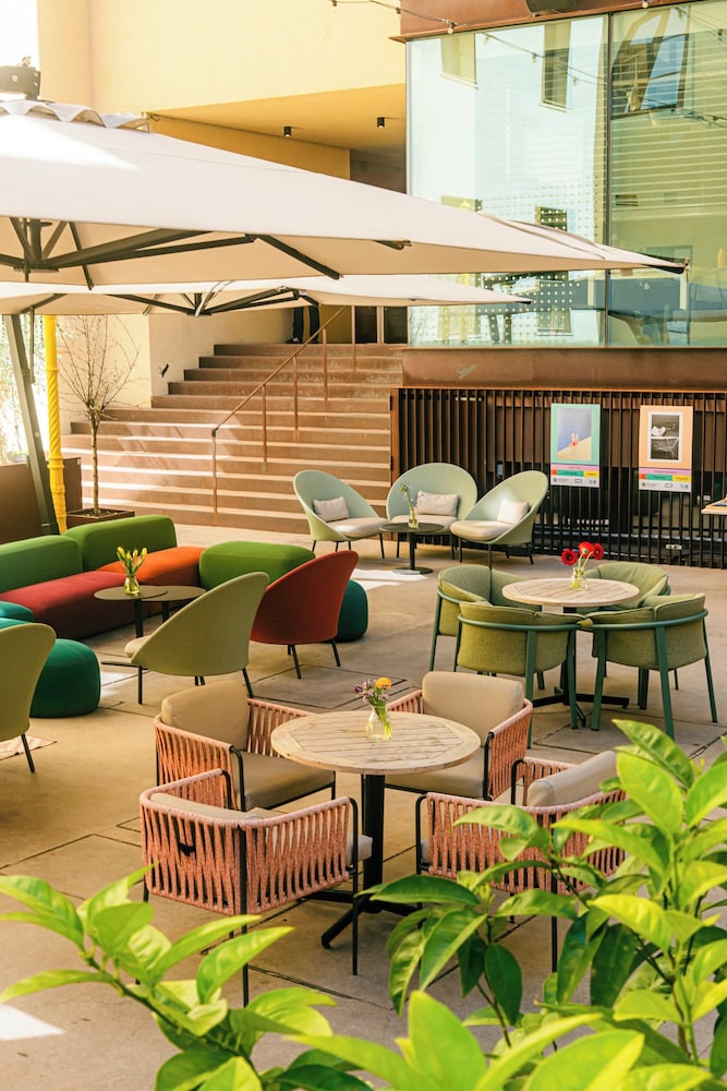 The Social Hub Florence Lavagnini — Restaurant & bars in Florence, Tuscany