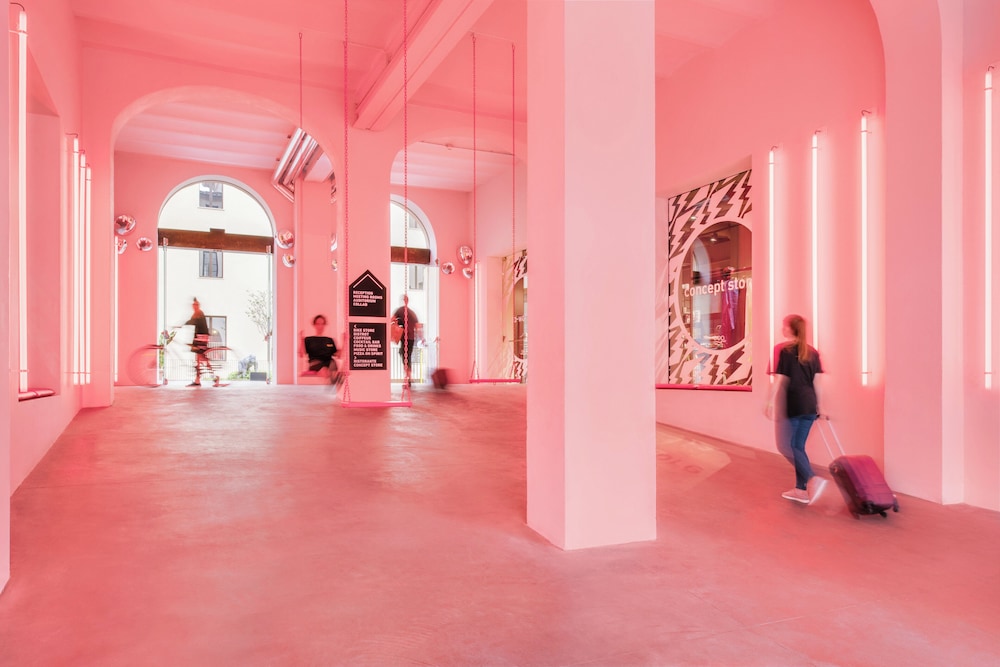 The Social Hub Florence Lavagnini — Hotel building in Florence, Tuscany