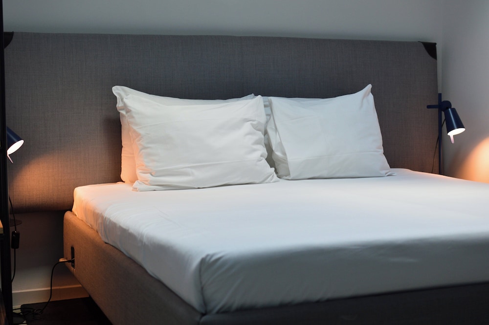 The Social Hub Florence Lavagnini — Hotel rooms in Florence, Tuscany