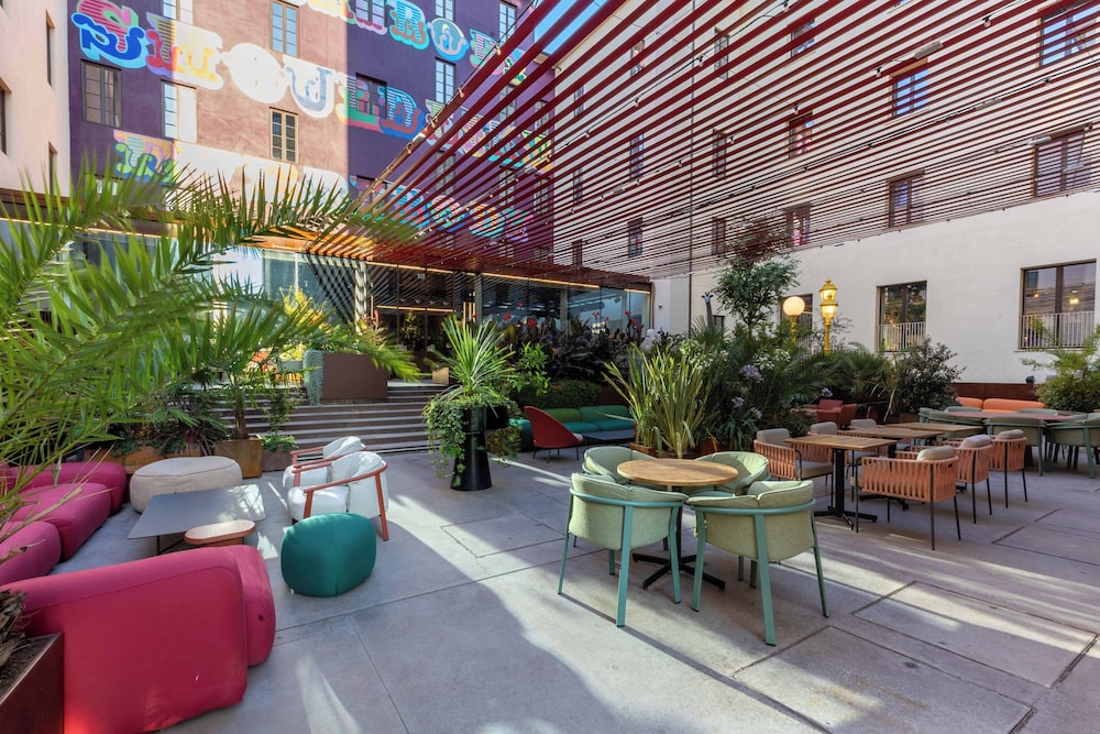 The Social Hub Florence Lavagnini — Restaurant & bars in Florence, Tuscany