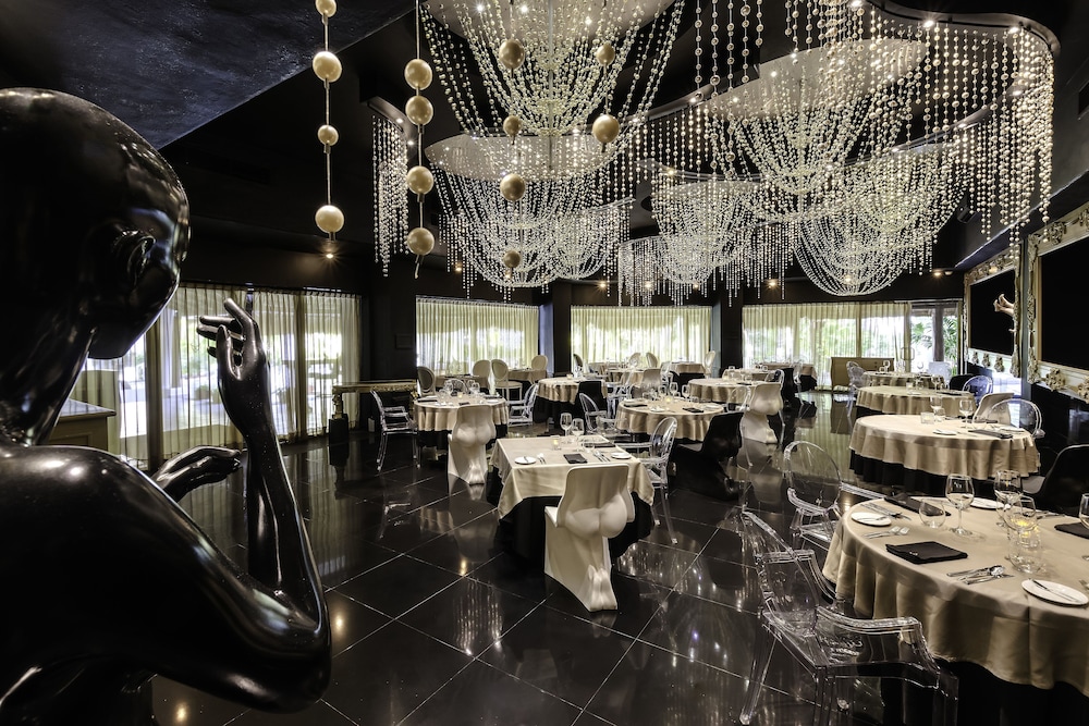 Desire Pearl Riviera Maya Resort – All Inclusive, Exclusively for Couples — Restaurant & bars in Puerto Morelos, Quintana Roo