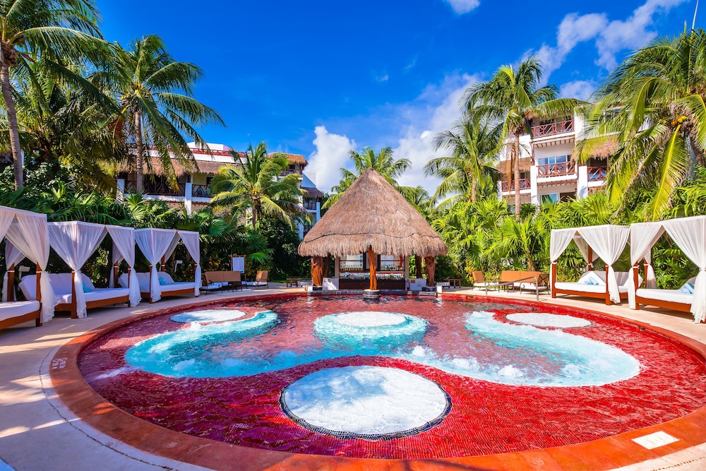Desire Pearl Riviera Maya Resort – All Inclusive, Exclusively for Couples — Swimming pool in Puerto Morelos, Quintana Roo