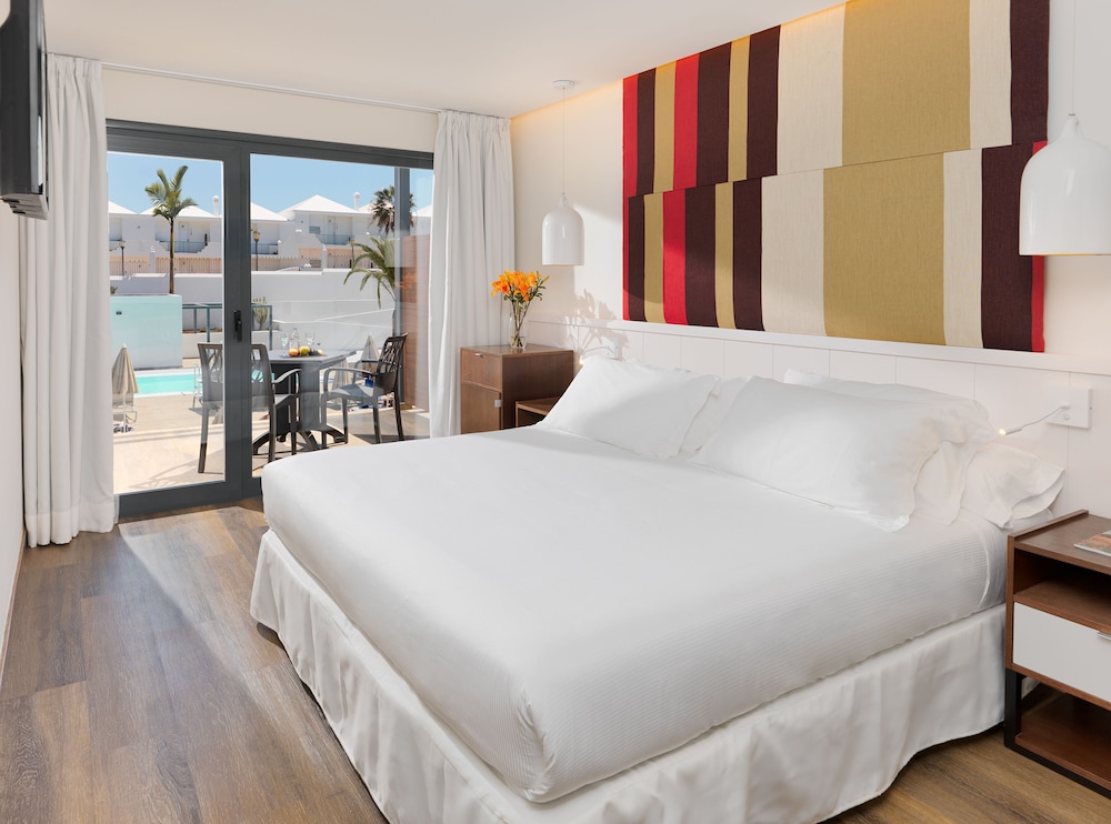 H10 Ocean Dreams Boutique Hotel - Adults Only — Hotel rooms in Corralejo, Canary Islands
