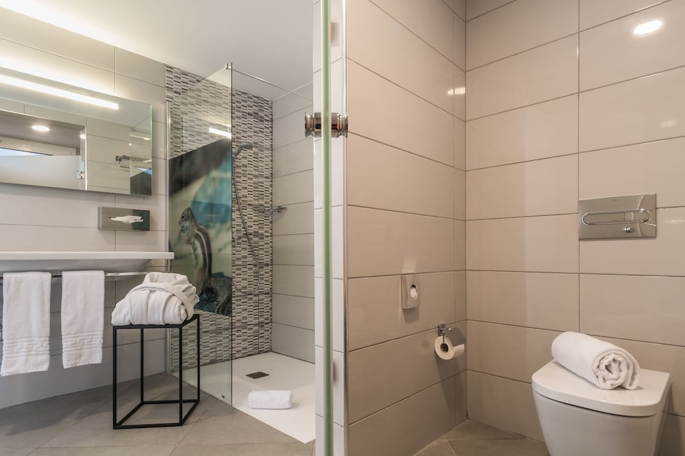 Aparthotel Esquinzo Y Monte Del Mar — Hotel rooms in Esquinzo, Canary Islands
