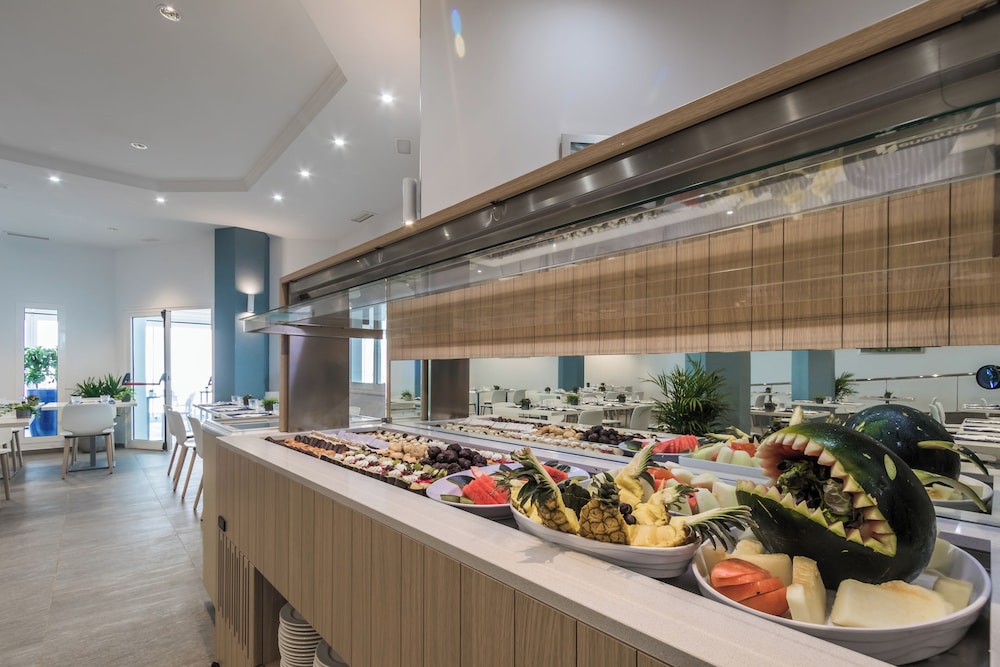 Aparthotel Esquinzo Y Monte Del Mar — Restaurant & bars in Esquinzo, Canary Islands