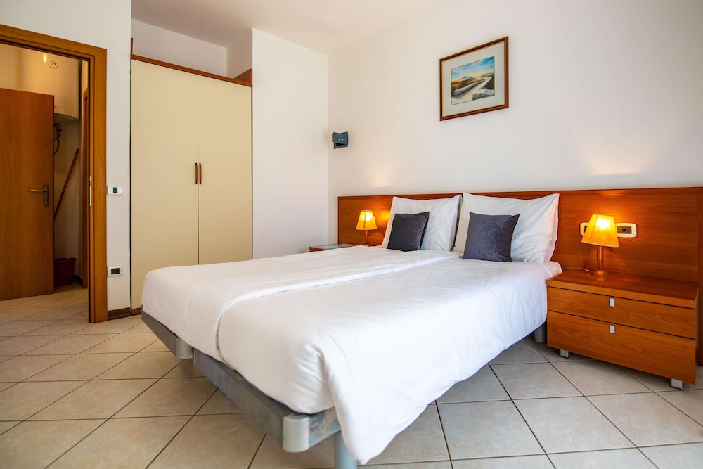 Ai Pini Medulin Resort — Hotel rooms in Medulin, Istria