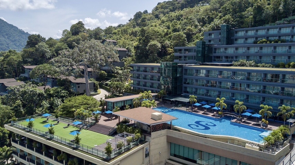 The Senses Resort & Pool Villas, Phuket — Hotel building in Patong Beach, Phuket Province