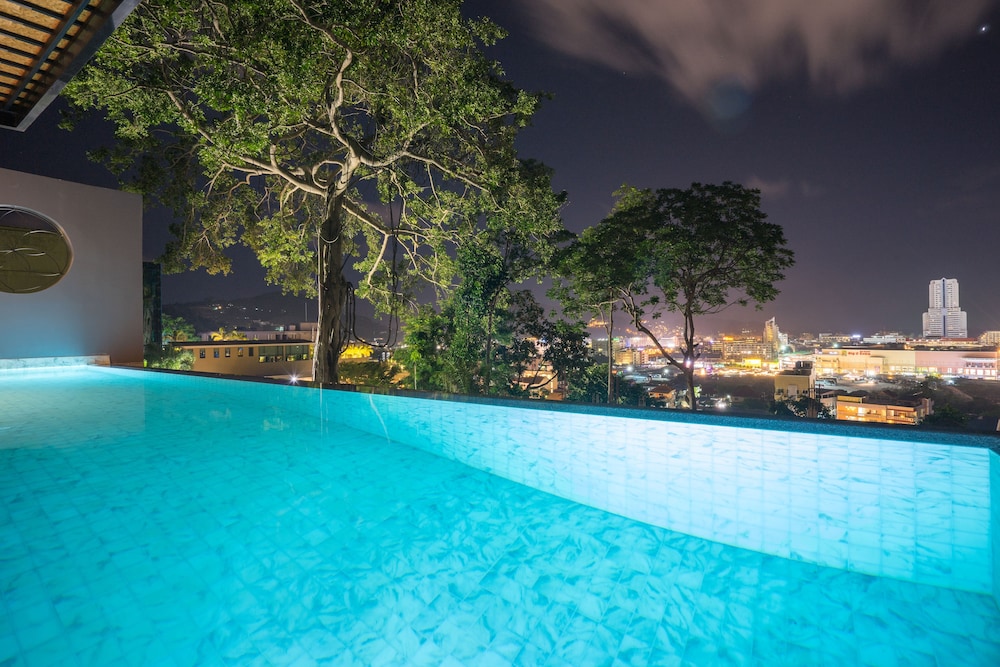 The Senses Resort & Pool Villas, Phuket — Swimming pool in Patong Beach, Phuket Province