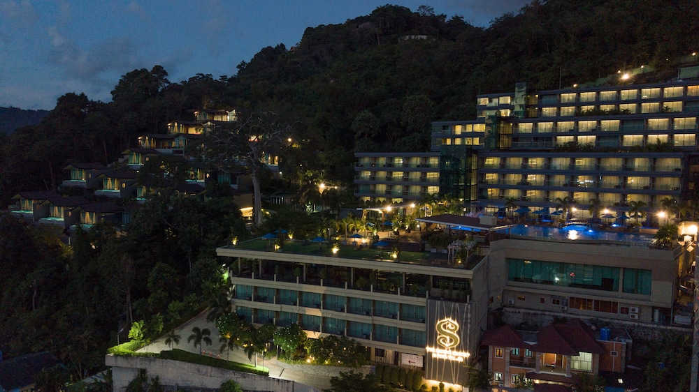 The Senses Resort & Pool Villas, Phuket — Hotel building in Patong Beach, Phuket Province