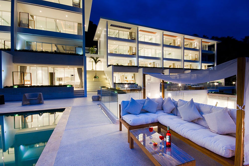 Code Samui Hotel — Hotel building in Mae Nam, Surat Thani