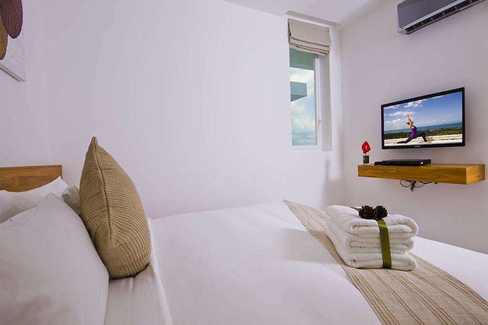 Code Samui Hotel — Hotel rooms in Mae Nam, Surat Thani