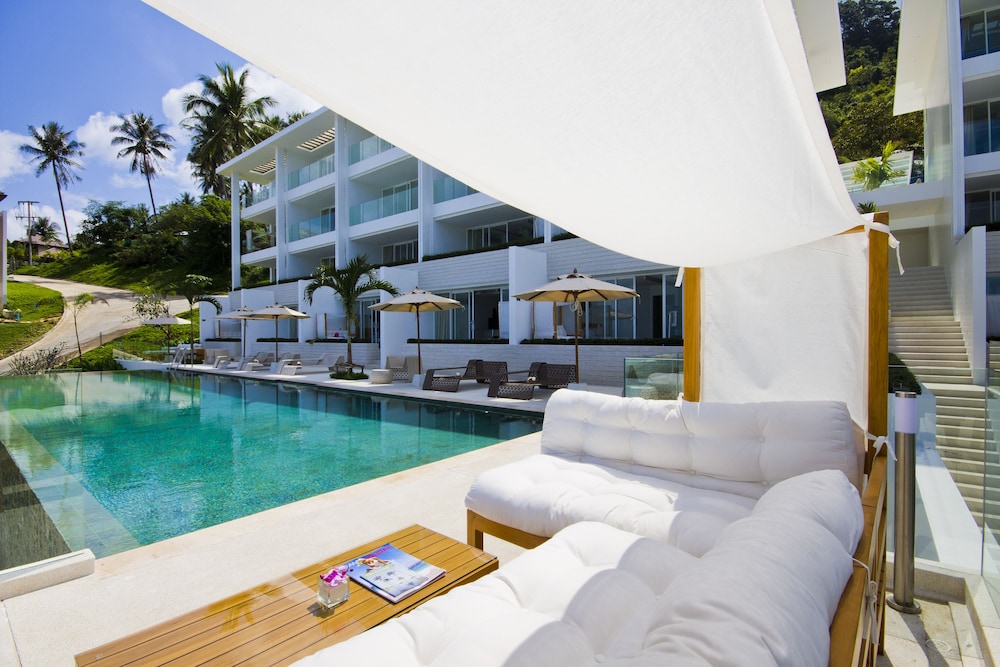 Code Samui Hotel — Swimming pool in Mae Nam, Surat Thani