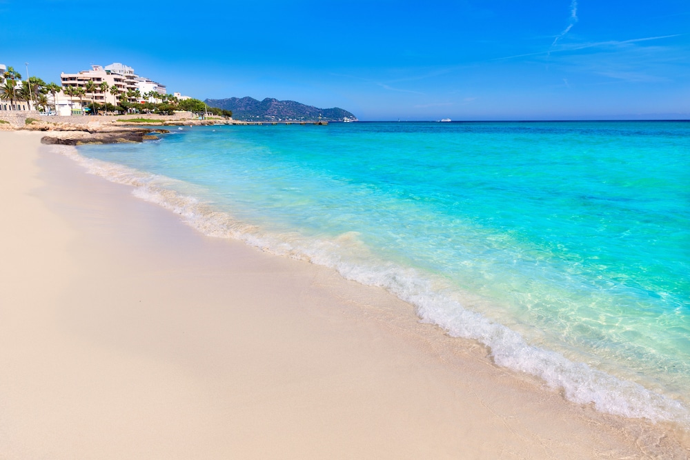 Hotel Ilusion Vista Blava — Beach in Cala Millor, Balearic Islands