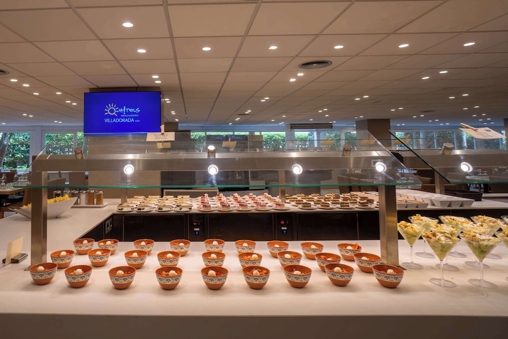 Ohtels Villa Dorada — Restaurant & bars in Salou, Catalonia