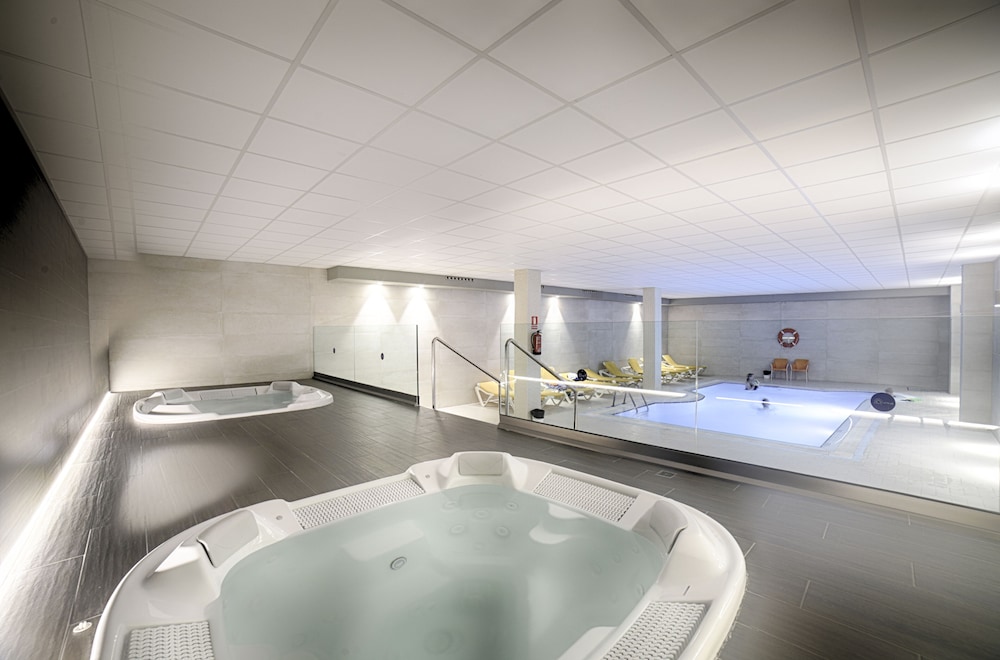 Ohtels Villa Dorada — Spa in Salou, Catalonia