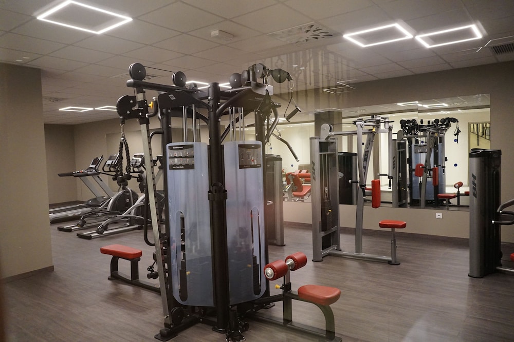 Ohtels Villa Dorada — Sports & recreation in Salou, Catalonia