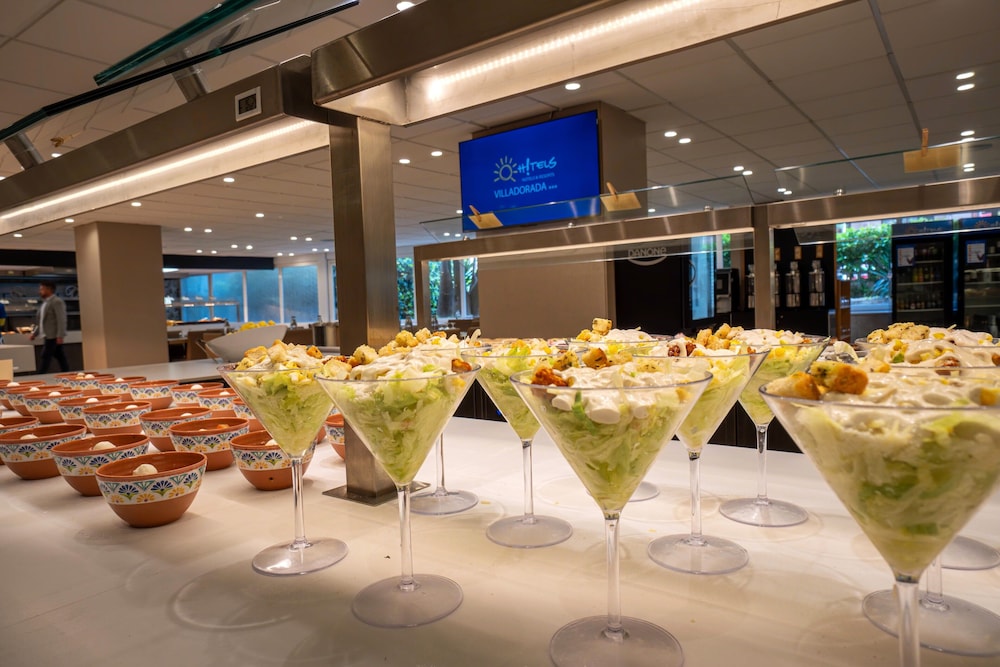 Ohtels Villa Dorada — Restaurant & bars in Salou, Catalonia