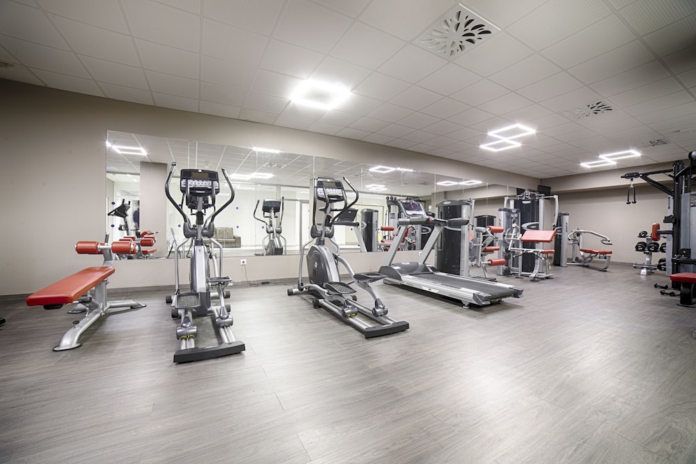 Ohtels Villa Dorada — Sports & recreation in Salou, Catalonia
