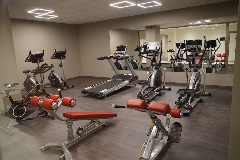 Ohtels Villa Dorada — Sports & recreation in Salou, Catalonia