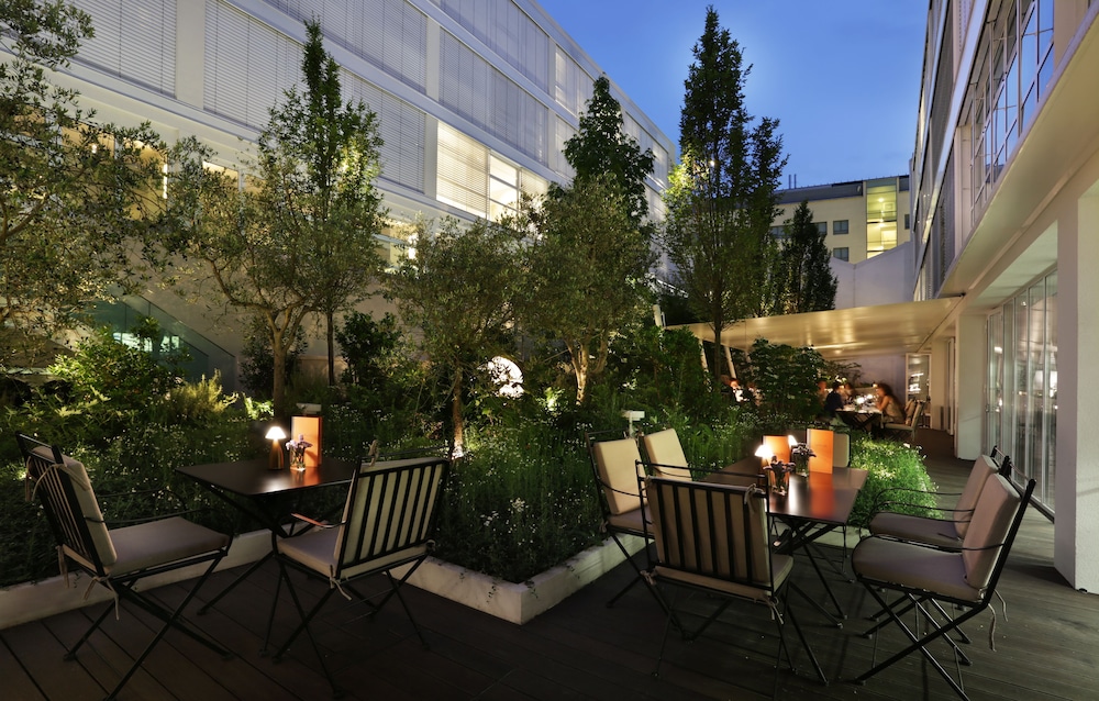 Magna Pars- L'Hotel à Parfum Small Luxury Hotels of the World - zdjęcie 3