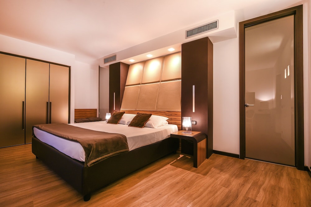 San Giorgio Palace Hotel — Hotel rooms in Ragusa, Sicily