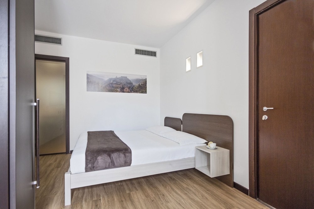 San Giorgio Palace Hotel — Hotel rooms in Ragusa, Sicily