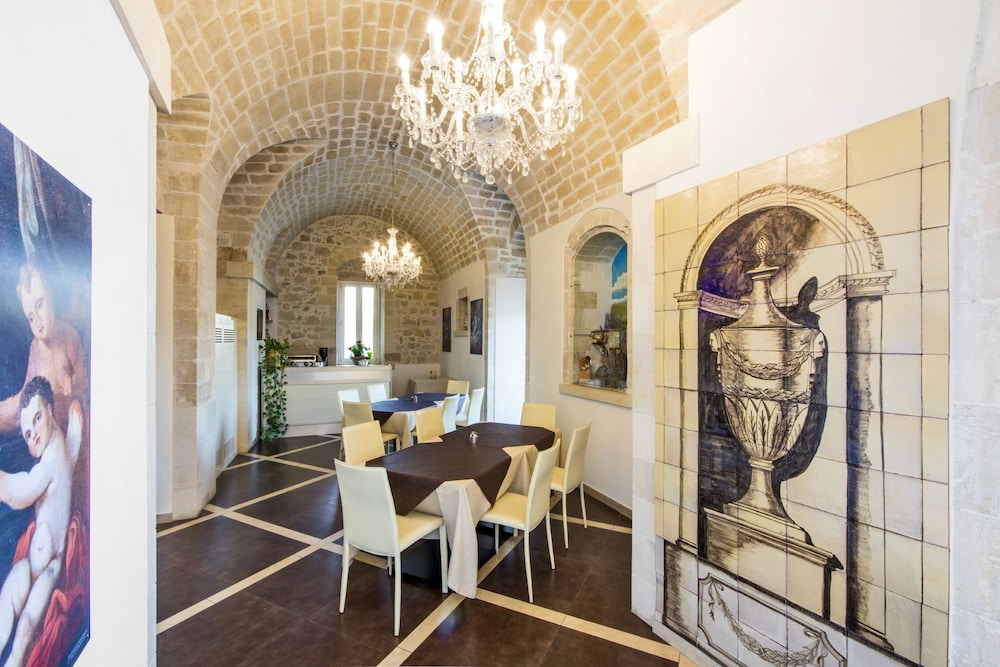 San Giorgio Palace Hotel — Restaurant & bars in Ragusa, Sicily