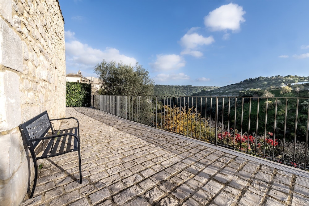 San Giorgio Palace Hotel — Attractions in the area in Ragusa, Sicily