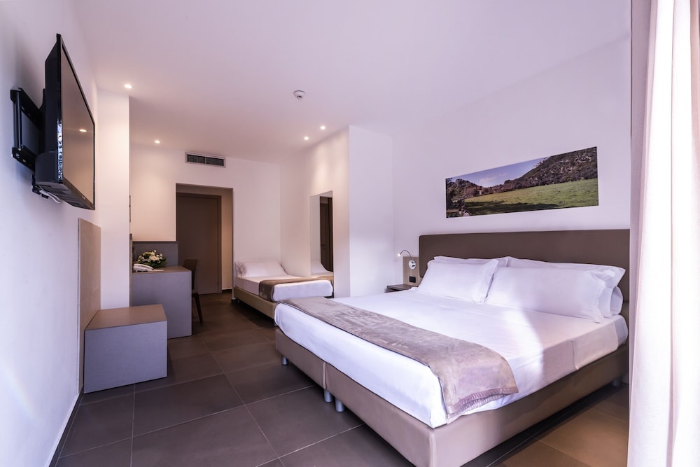 San Giorgio Palace Hotel — Hotel rooms in Ragusa, Sicily