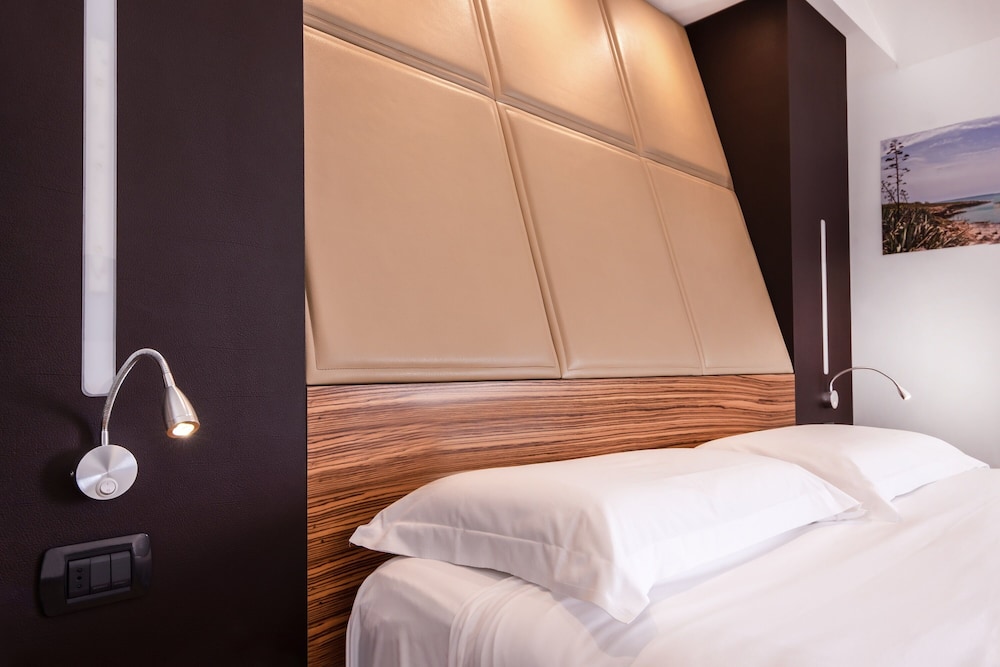 San Giorgio Palace Hotel — Hotel rooms in Ragusa, Sicily