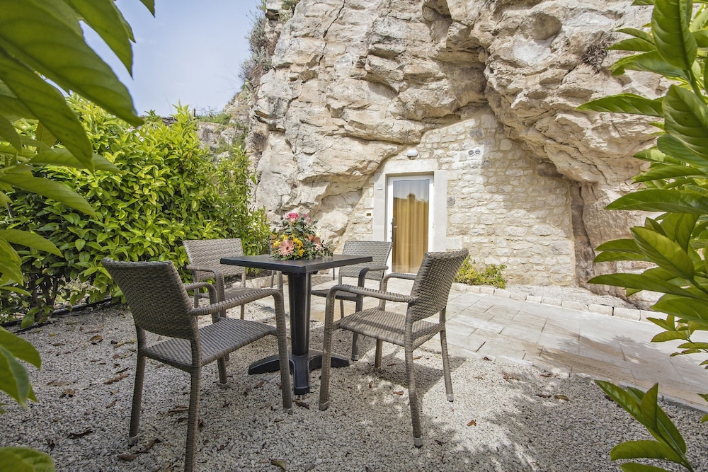 San Giorgio Palace Hotel — Restaurant & bars in Ragusa, Sicily