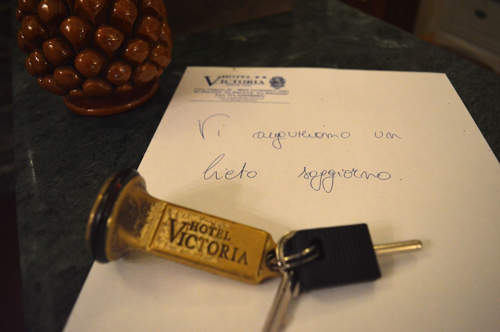 Hotel Victoria — Hotel rooms in Taormina, Sicily