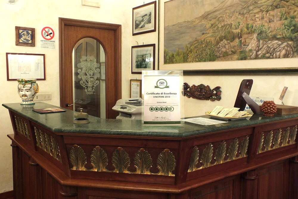 Hotel Victoria — Hotel building in Taormina, Sicily