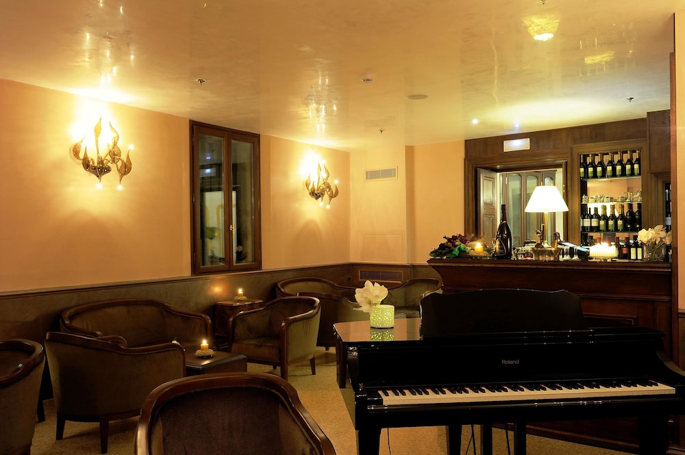Hotel Ai Reali di Venezia — Restaurant & bars in Venice, Veneto