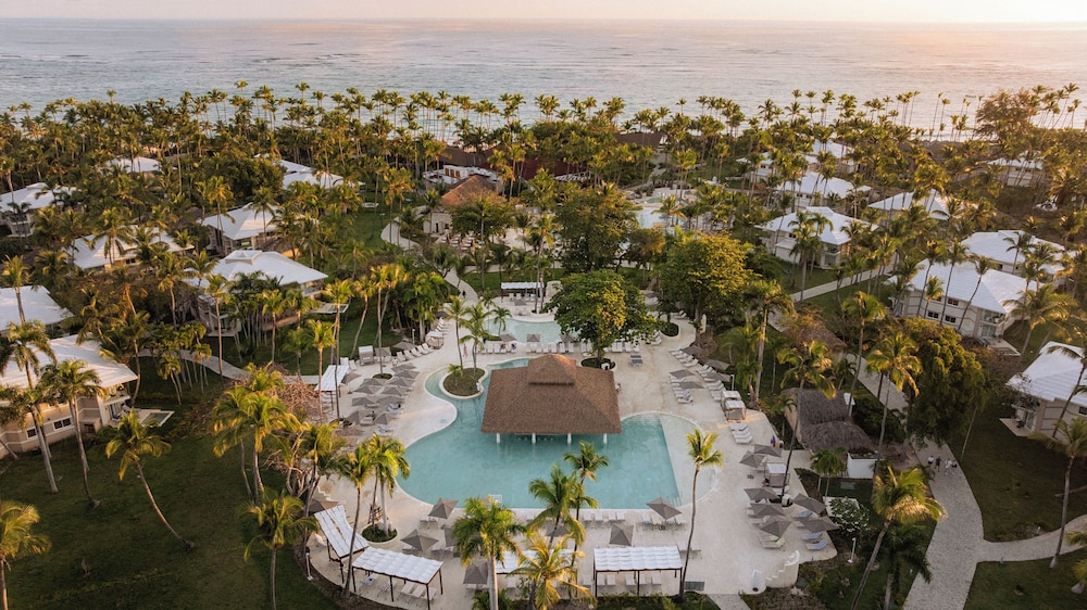Grand Palladium Select Bávaro - All Inclusive — Main photo in Bavaro, La Altagracia