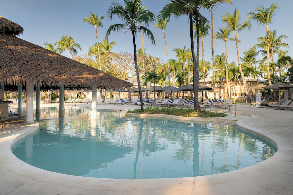 Grand Palladium Select Bávaro - All Inclusive — Swimming pool in Bavaro, La Altagracia